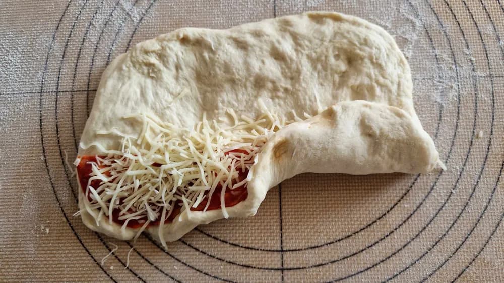 Image Baguettes Chorizo Gruyère 15