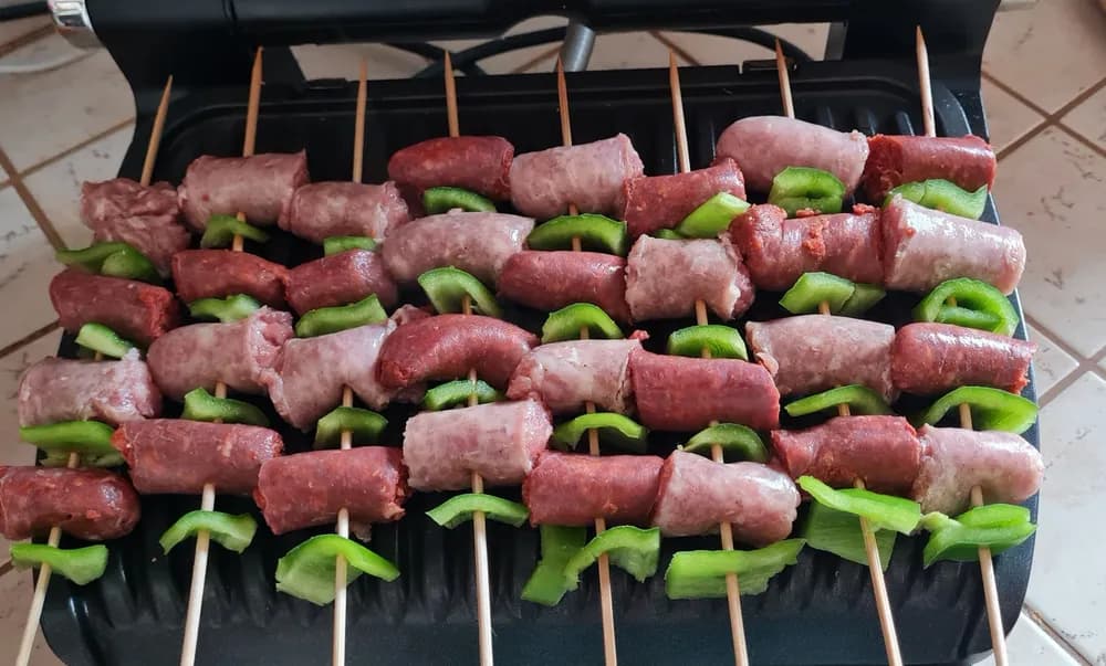 Image Brochettes Merguez Saucisses à la Plancha 10