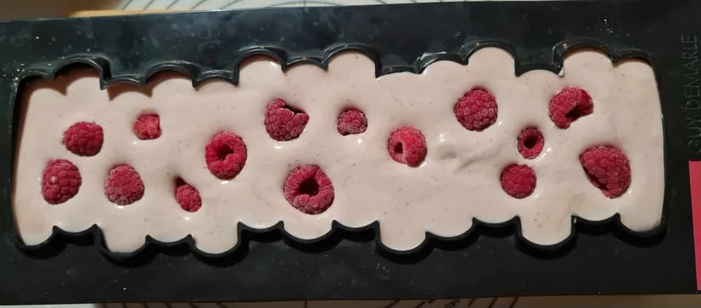 Image Bûche Framboise Chocolat Blanc 46