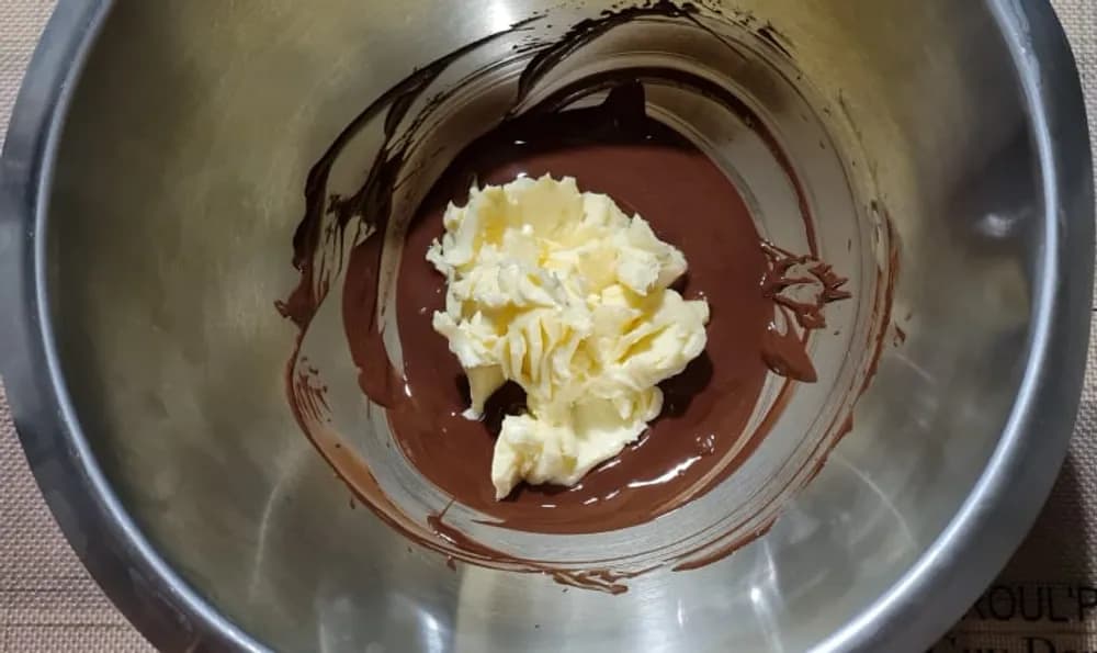 Image Bûche Pâtissière au Chocolat 24