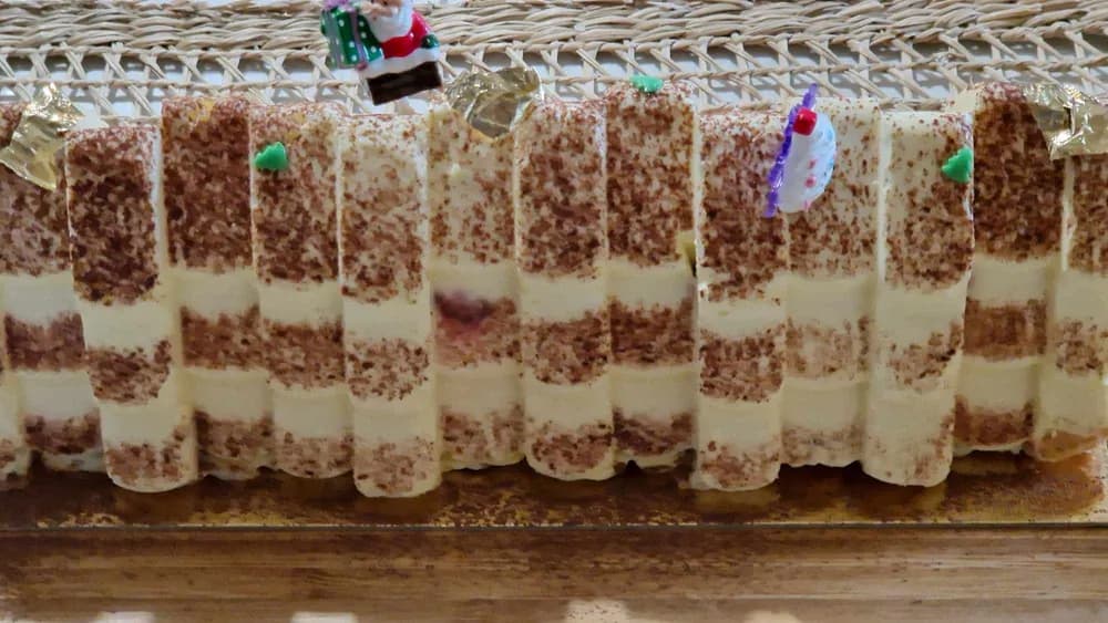 Image Bûche Sapin Tiramisu 48