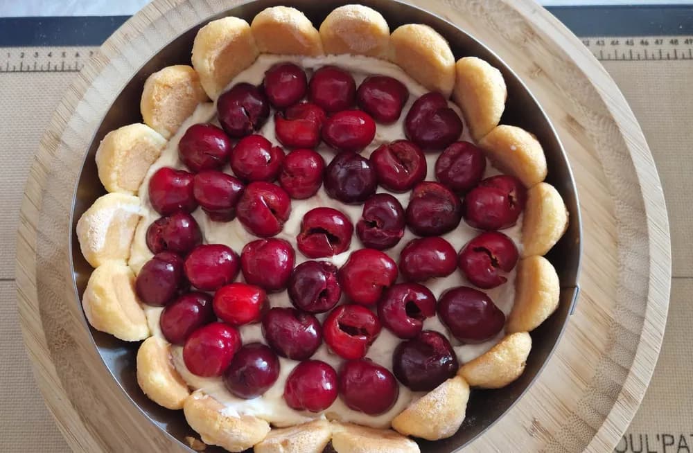 Image Charlotte Tiramisu aux Cerises 19