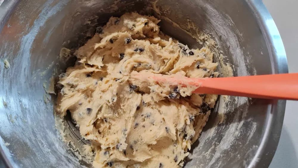 Image Cookies aux Blancs d’œufs et Restes de Chocolat 12