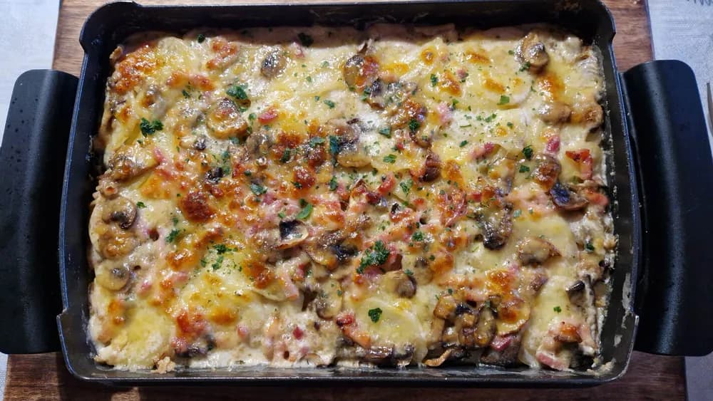 Image principale Gratin de Pommes de Terre Lardons Champignons