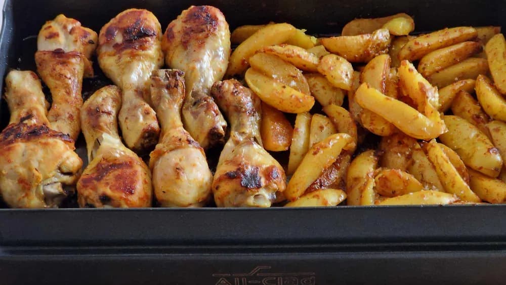 Image principale Pilons de Poulet et Pommes de Terre Marinées