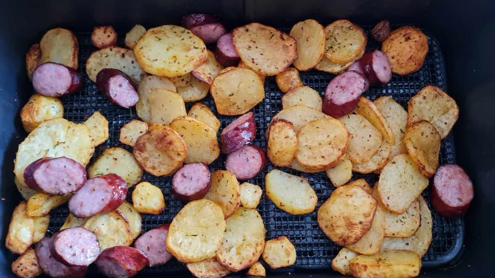 Image Poêlée de Pommes de Terre Saucisses Fumées 15