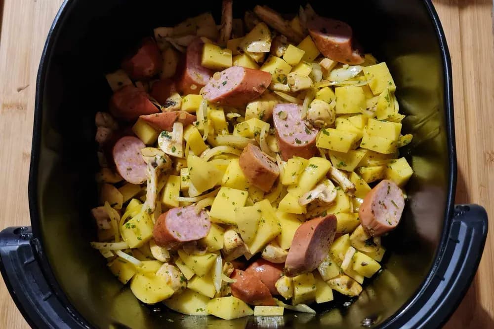 Image Poêlée Pommes de Terre Champignons Saucisses 14
