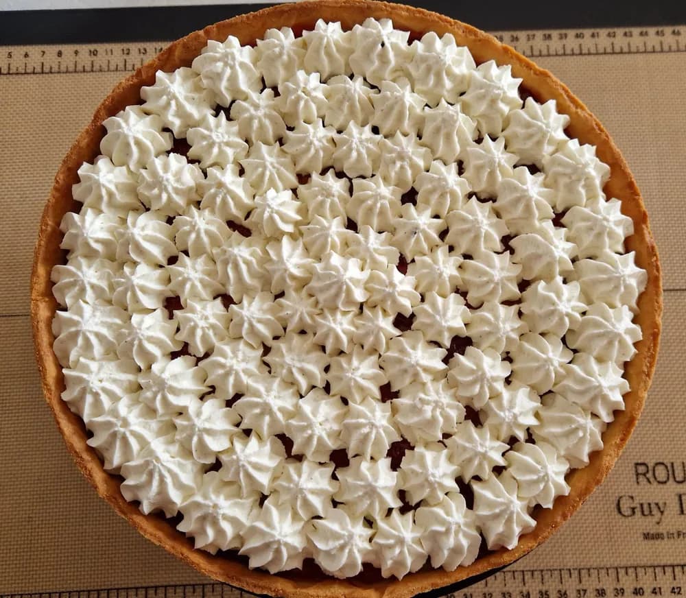 Image Tarte aux Fraises Confiture et Chantilly 50