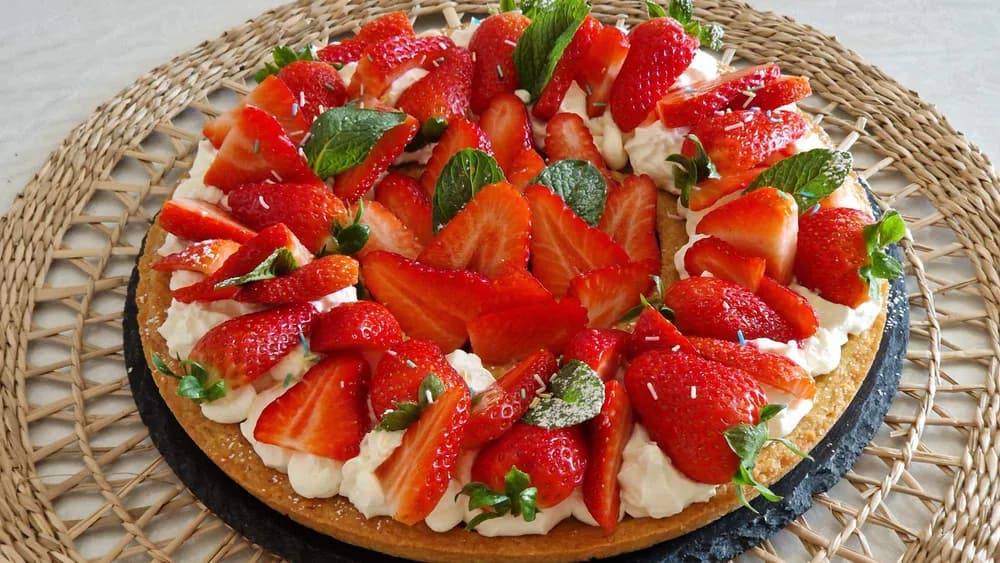 Image principale Tarte Couronne Fraises Chantilly