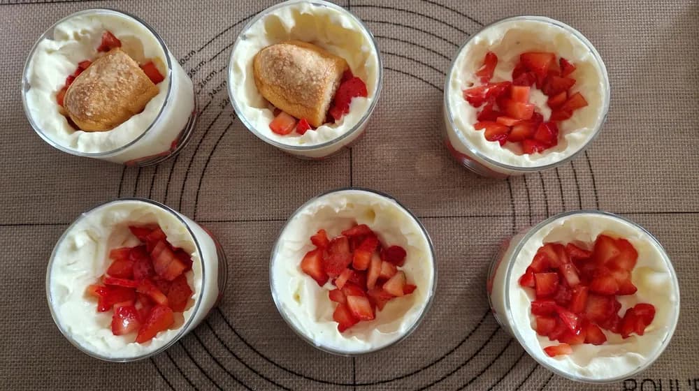 Image Verrines de Tiramisu aux Fraises 24