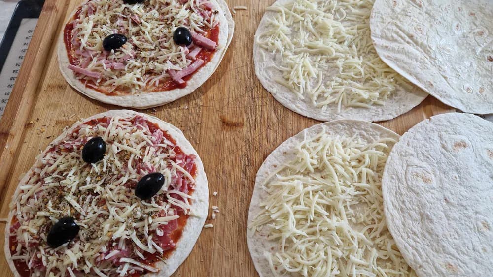 Image Wraps Pizzas 9